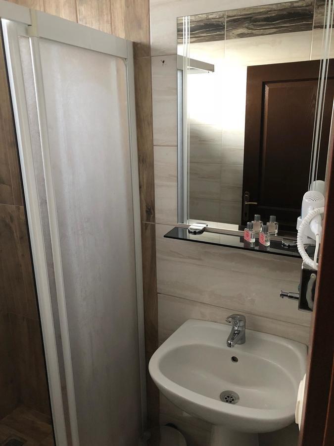 Gulistan Hotel Zara 외부 사진